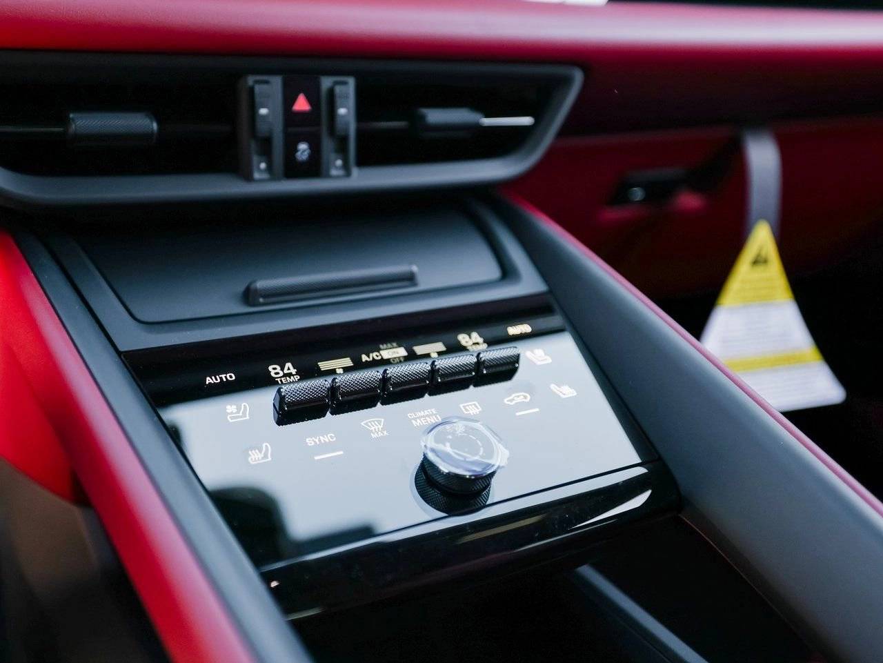 2025 Porsche Macan 4S Electric