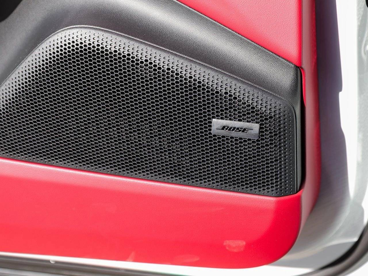 2025 Porsche Macan 4S Electric