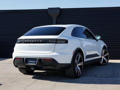 2025 Porsche Macan 4S Electric