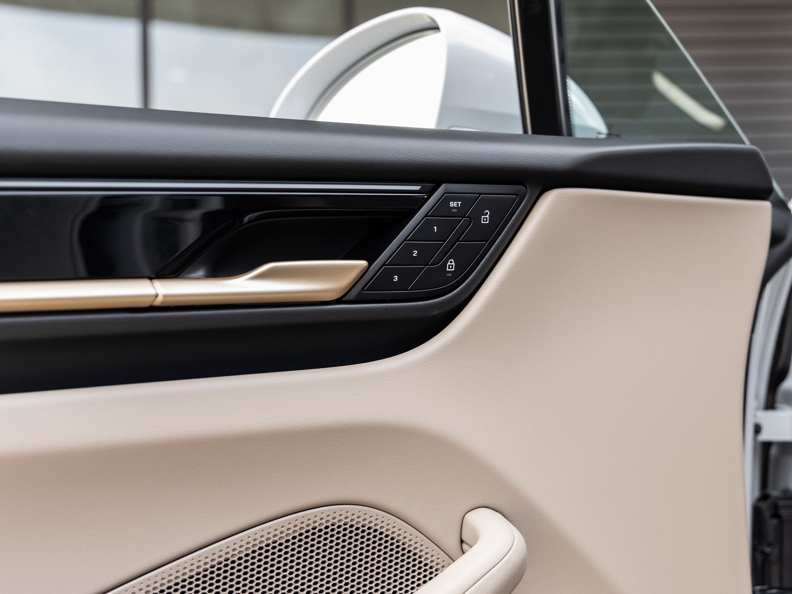 2025 Porsche Macan Electric Macan 4S Electric