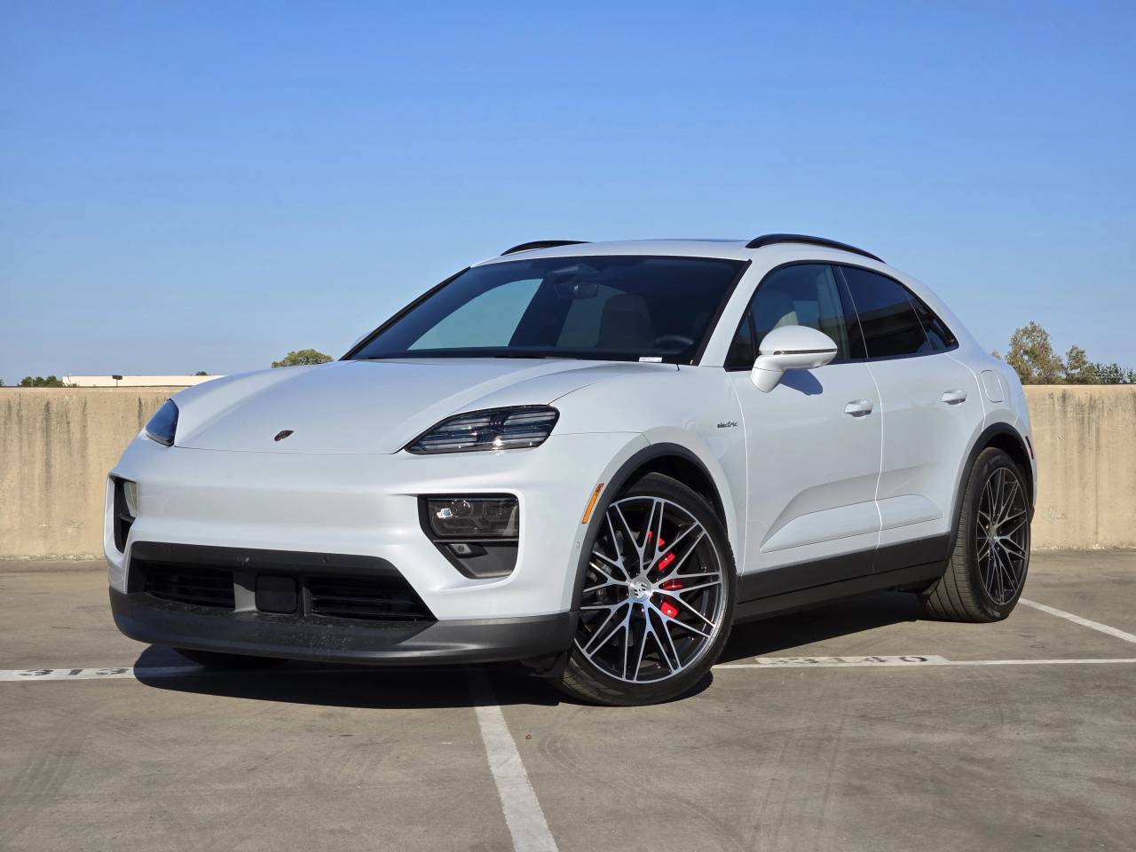 2025 Porsche Macan S