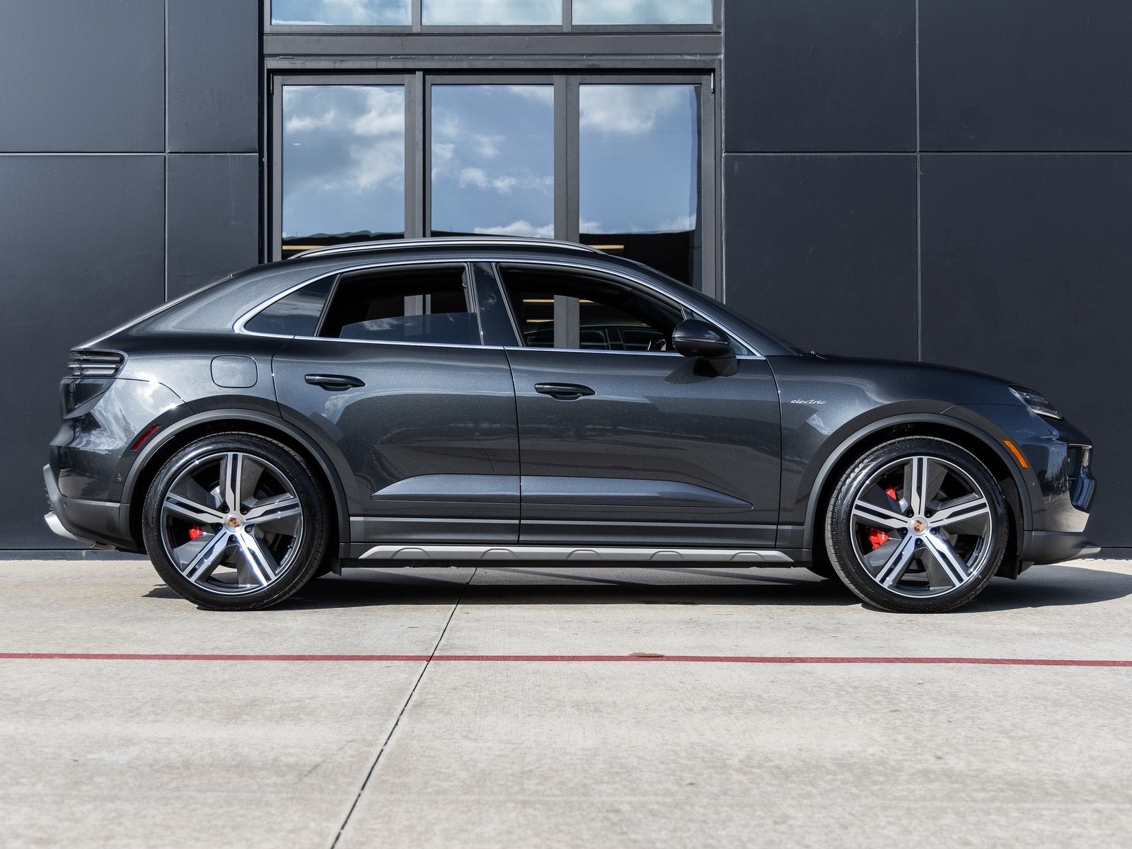 2025 Porsche Macan Electric Macan 4S Electric