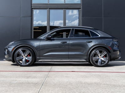 2025 Porsche Macan Electric Macan 4S Electric