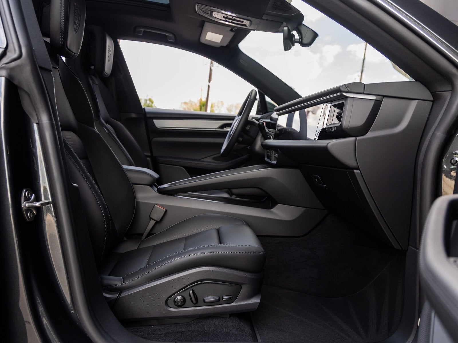 2025 Porsche Macan Electric Macan 4S Electric