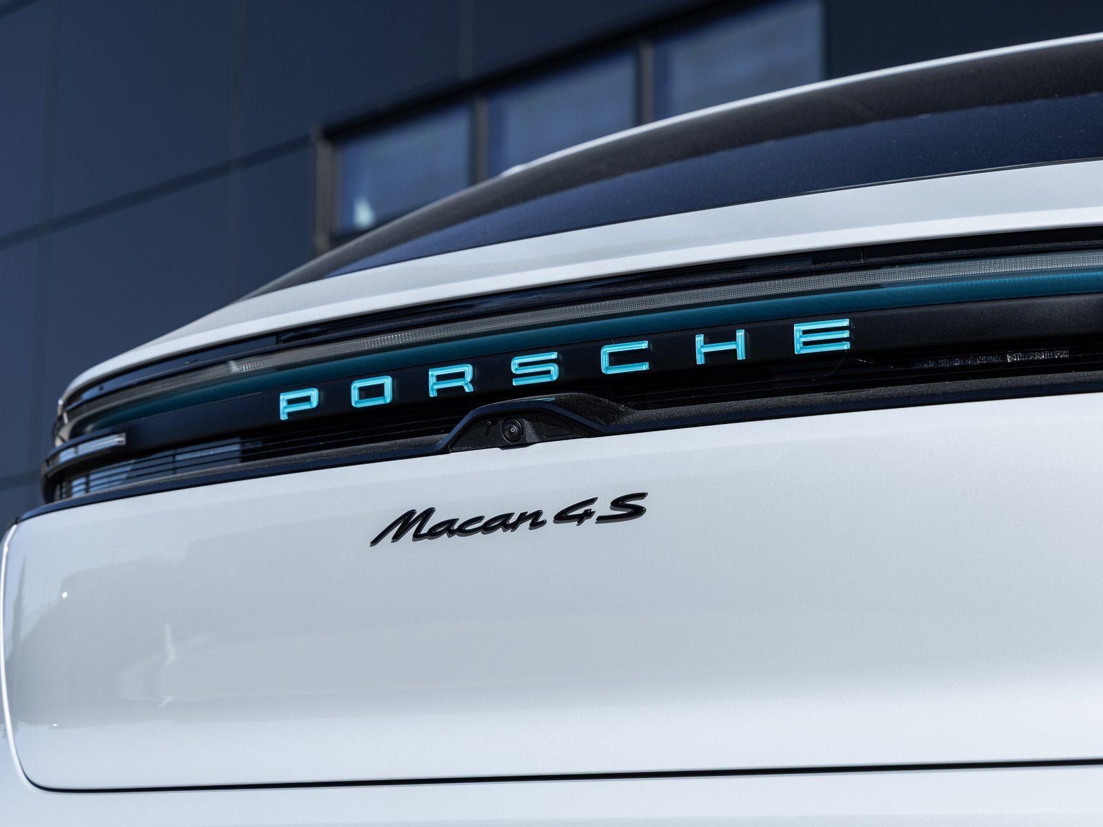 2025 Porsche Macan Electric Macan 4S Electric