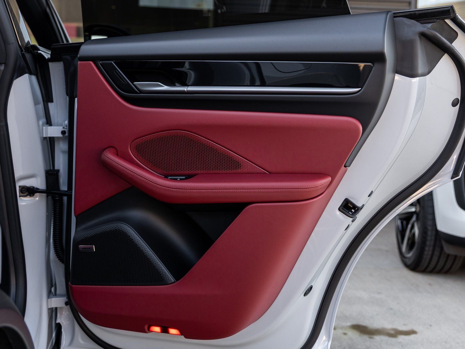 2025 Porsche Macan Electric Macan 4S Electric