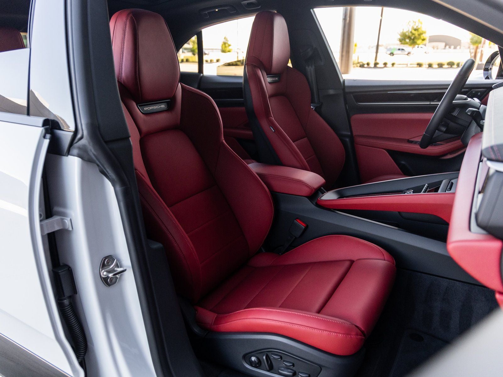 2025 Porsche Macan Electric Macan 4S Electric