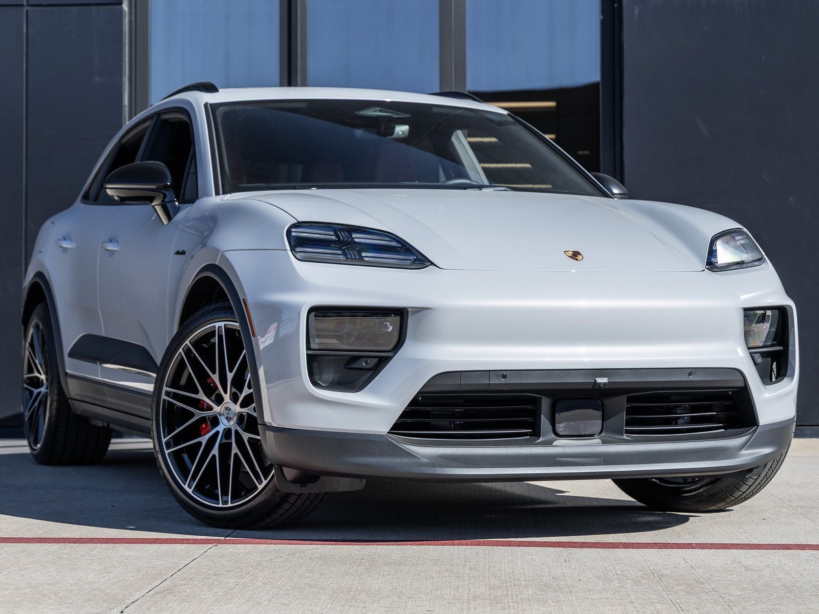 2025 Porsche Macan Electric Macan 4S Electric
