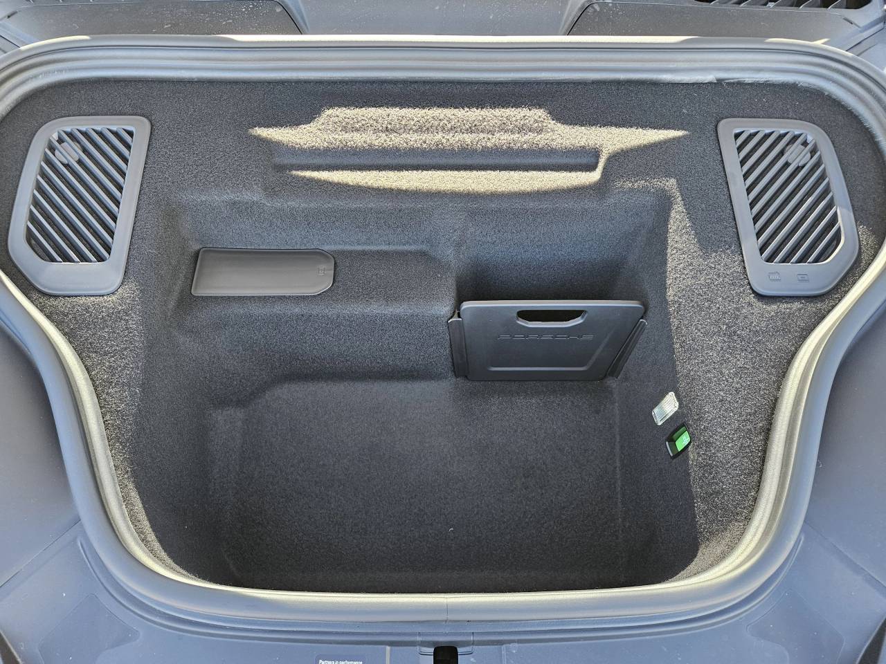 2025 Porsche Macan Electric Macan 4S Electric