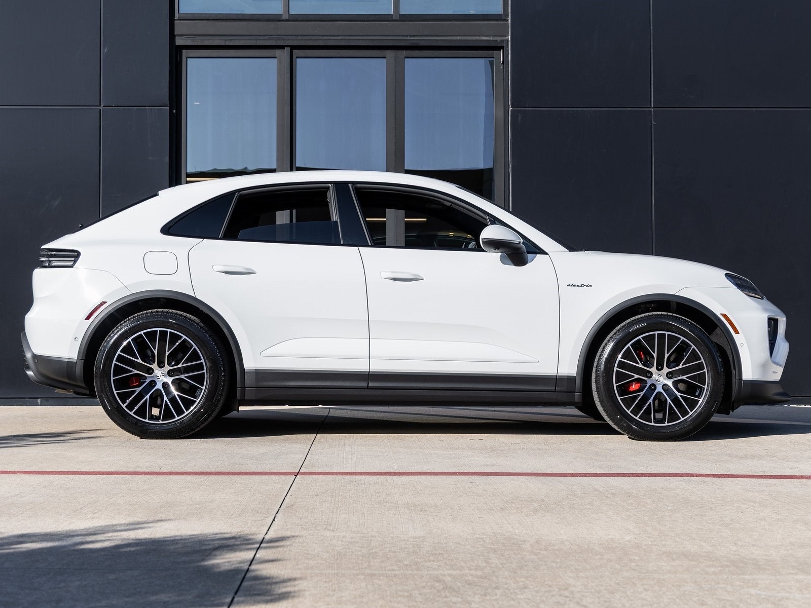 2025 Porsche Macan Electric Macan 4S Electric
