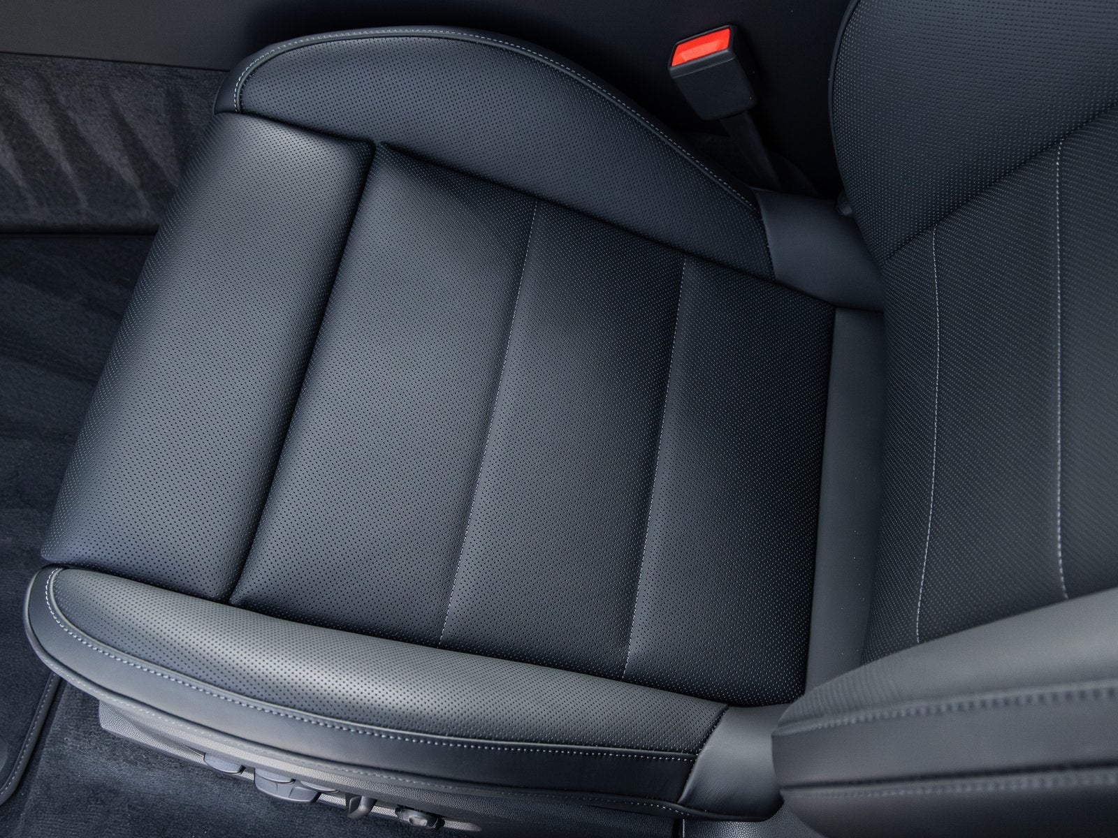 2025 Porsche Macan Electric Macan 4S Electric