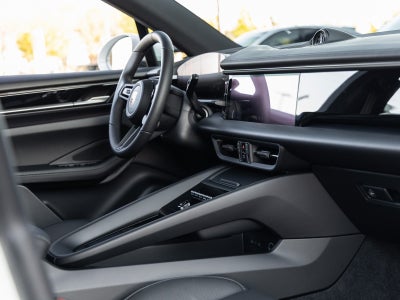 2025 Porsche Macan Electric Macan 4S Electric