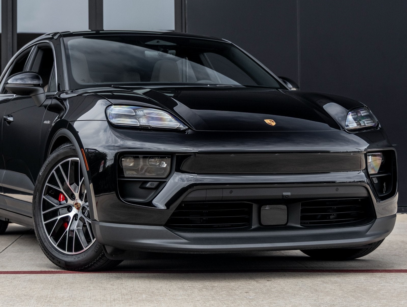 2025 Porsche Macan Electric Macan 4S Electric