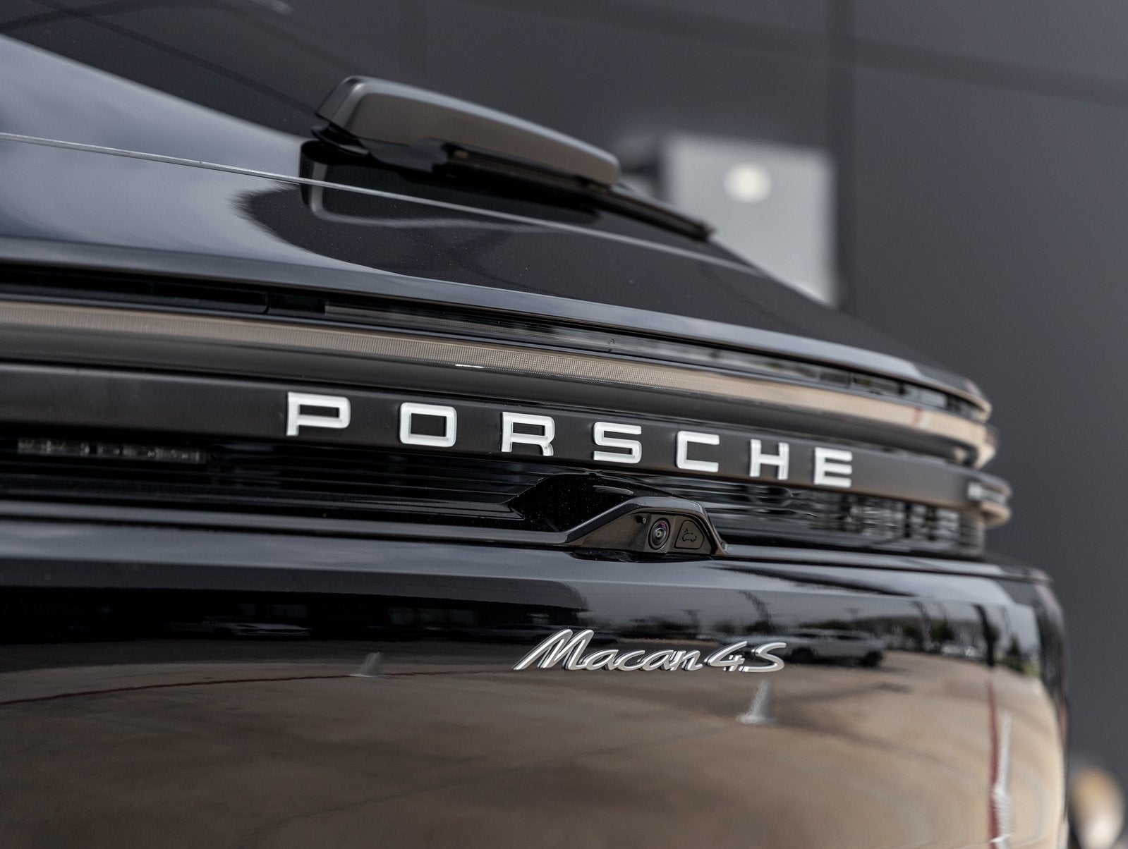 2025 Porsche Macan Electric Macan 4S Electric