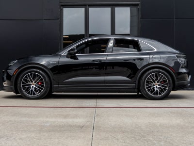 2025 Porsche Macan Electric Macan 4S Electric