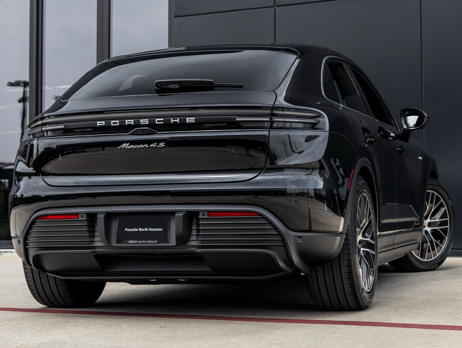2025 Porsche Macan Electric Macan 4S Electric