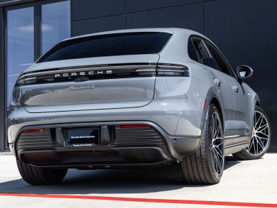 2025 Porsche Macan 4S Electric