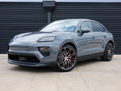 2025 Porsche Macan 4S Electric