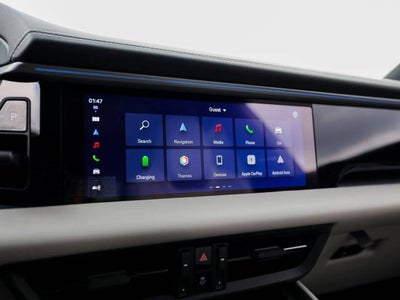 2025 Porsche Macan 4S Electric