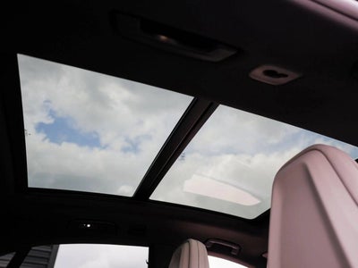 2025 Porsche Macan 4S Electric