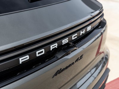 2026 Porsche Macan Electric Macan 4S Electric