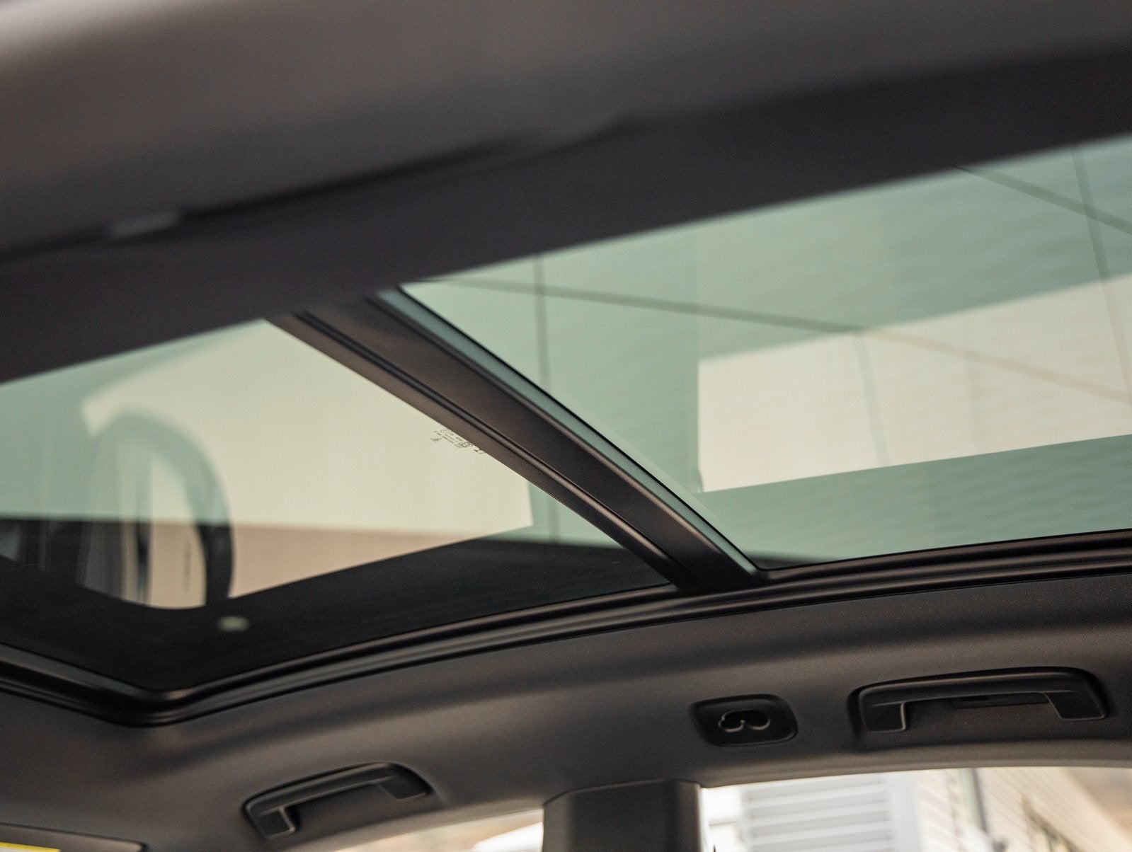 2026 Porsche Macan Electric Macan 4S Electric