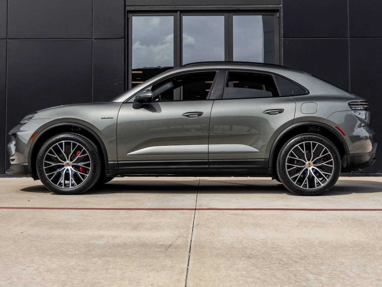 2026 Porsche Macan Electric Macan 4S Electric