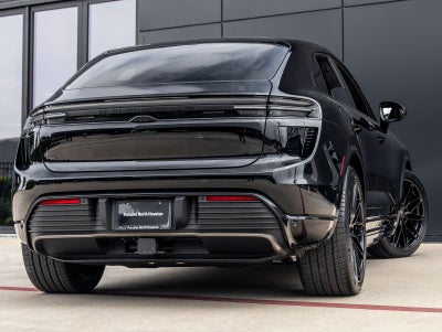 2025 Porsche Macan Turbo Electric
