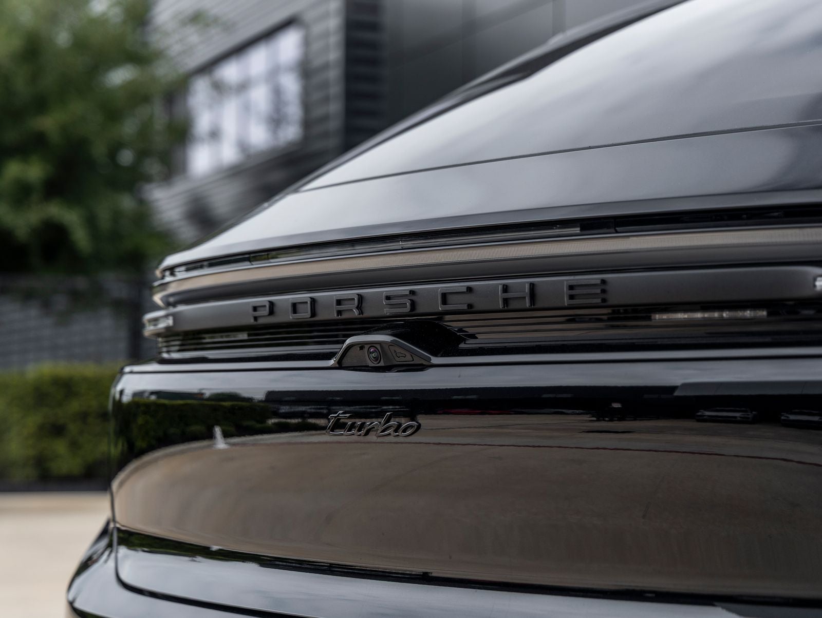 2025 Porsche Macan Turbo Electric