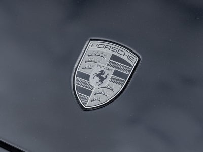 2025 Porsche Macan Turbo Electric