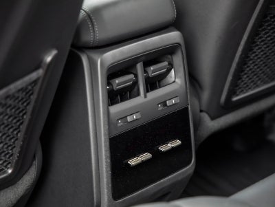 2025 Porsche Macan Turbo Electric