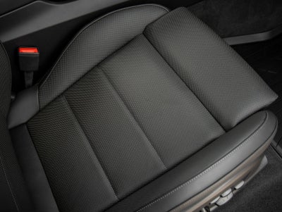 2025 Porsche Macan Turbo Electric