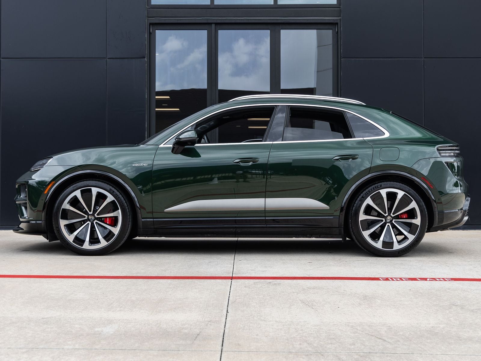 Certified 2024 Porsche Macan Turbo Electric with VIN WP1AC2XA1RL200222 for sale in Houston, TX