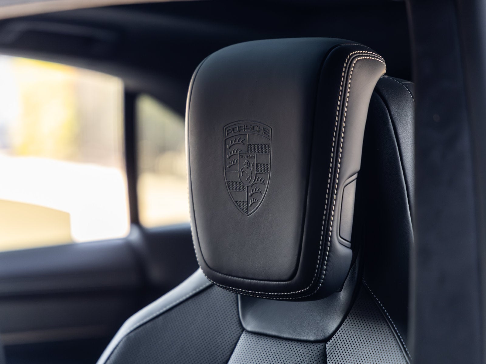 2024 Porsche Macan Macan Turbo