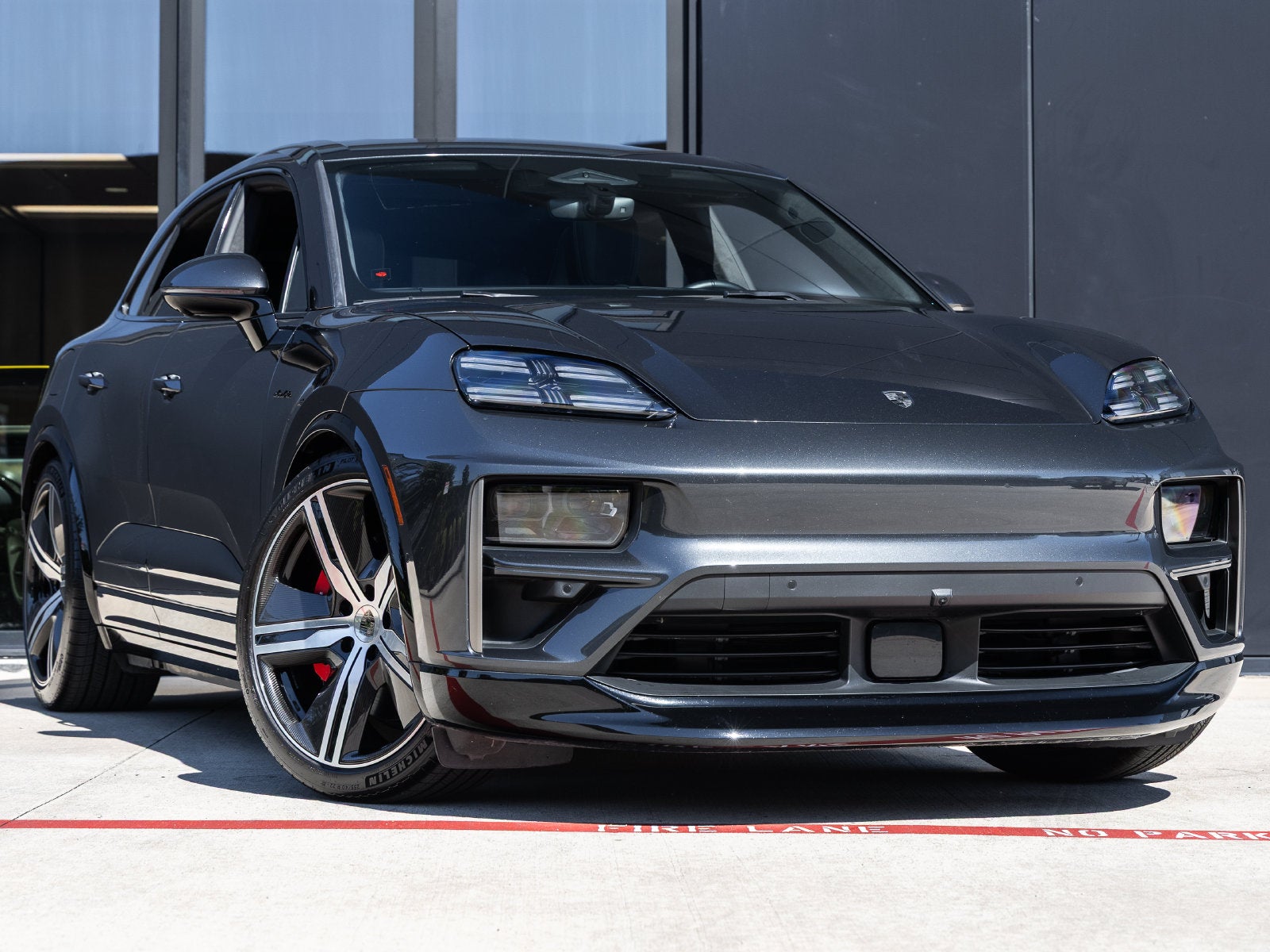 2024 Porsche Macan Macan Turbo