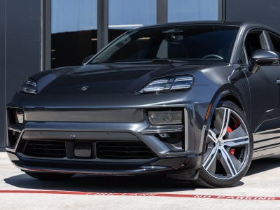 2024 Porsche Macan Macan Turbo