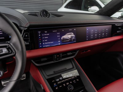 2025 Porsche Macan Turbo Electric