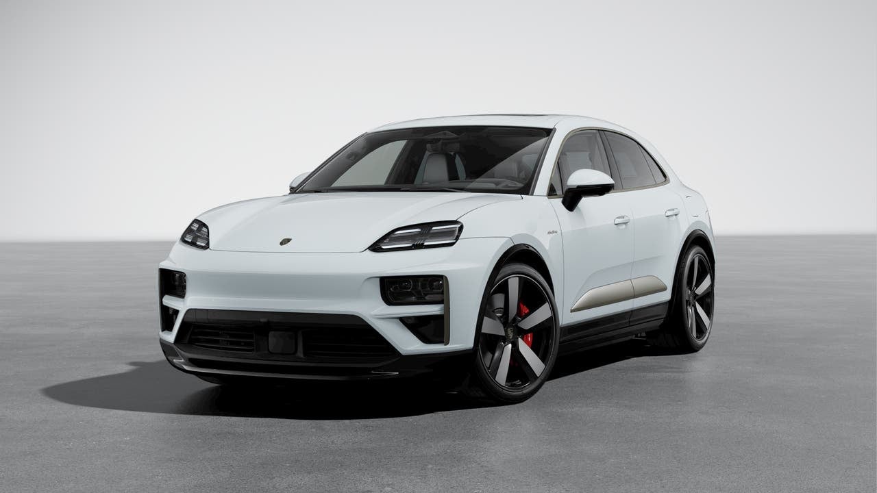 2026 Porsche Macan Macan Turbo Electric