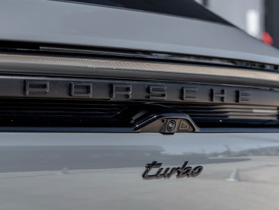 2025 Porsche Macan Electric Macan Turbo Electric