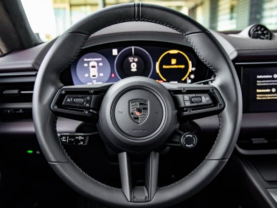 2025 Porsche Macan Electric Macan Turbo Electric