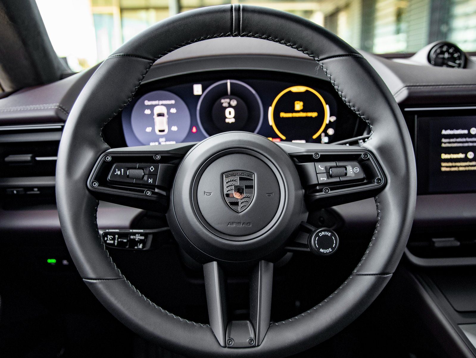 2025 Porsche Macan Electric Macan Turbo Electric