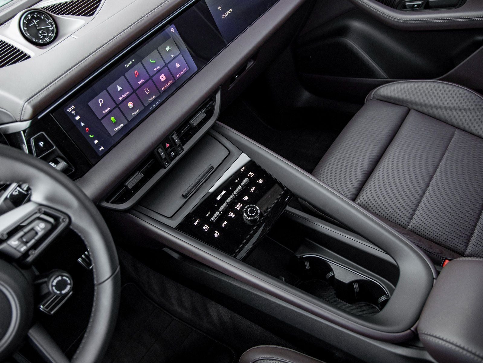 2025 Porsche Macan Electric Macan Turbo Electric