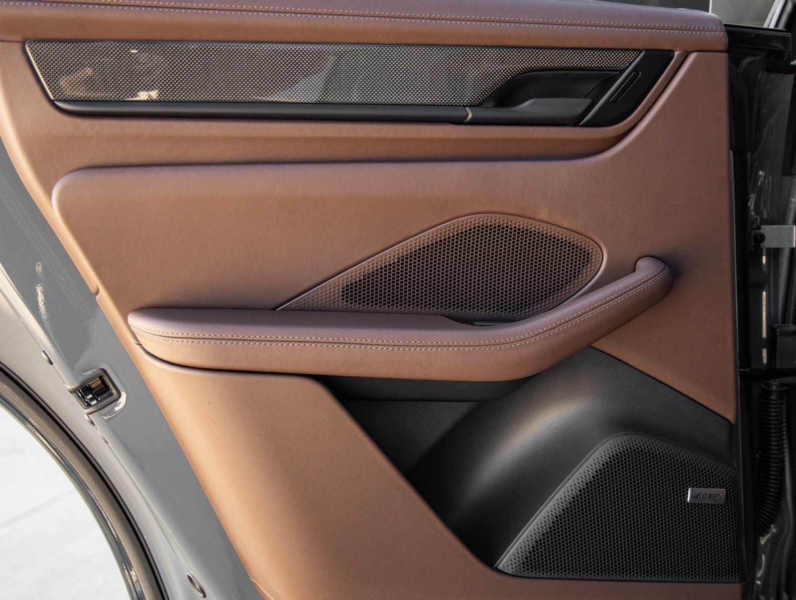 2025 Porsche Macan Electric Macan Turbo Electric