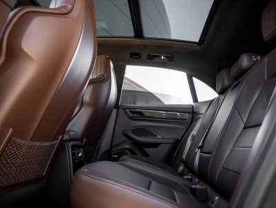 2025 Porsche Macan Electric Macan Turbo Electric