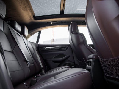 2025 Porsche Macan Electric Macan Turbo Electric