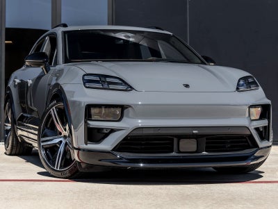 2025 Porsche Macan Electric Macan Turbo Electric
