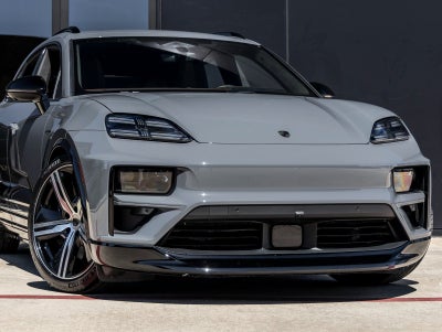 2025 Porsche Macan Electric Macan Turbo Electric
