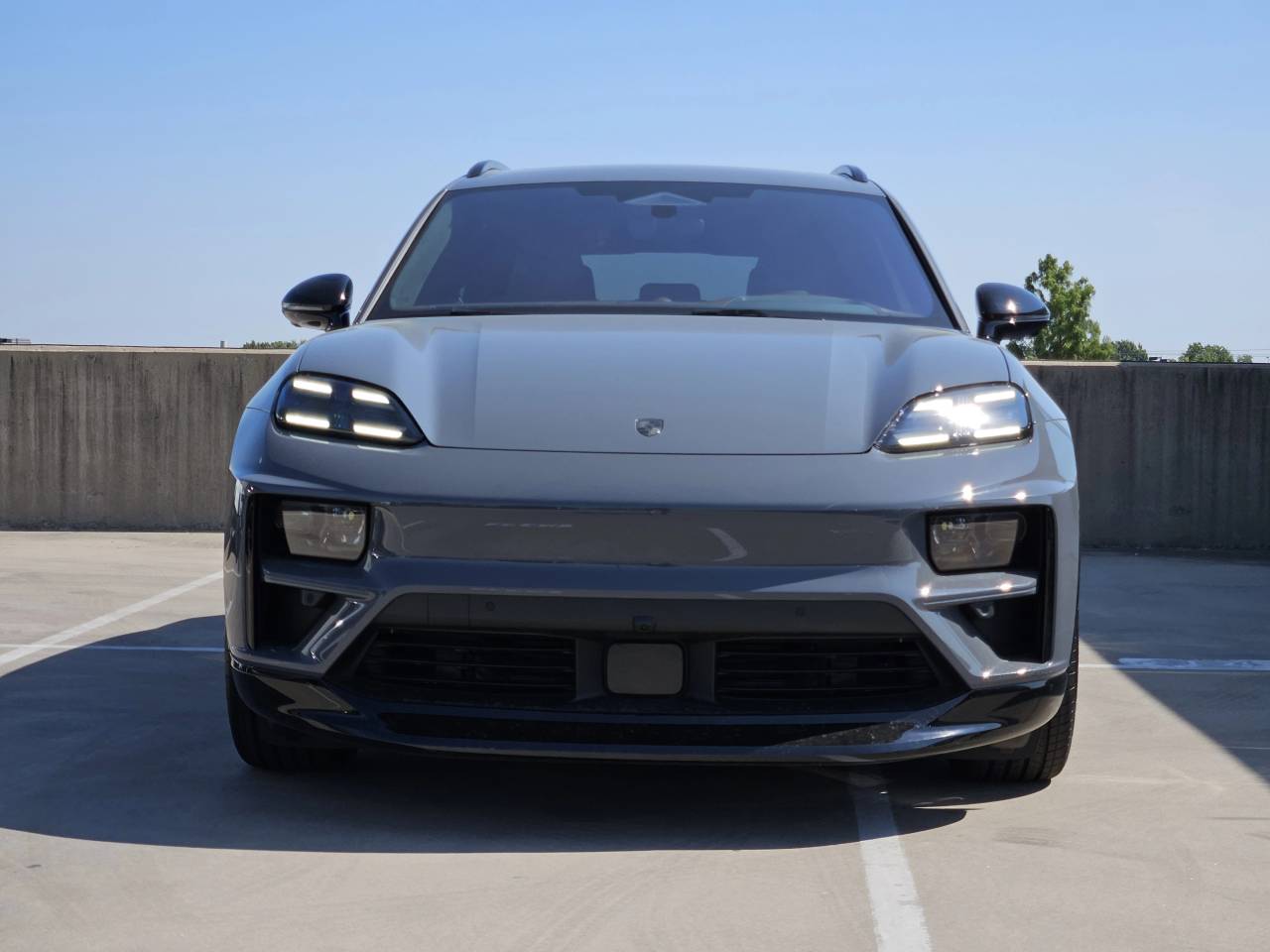 2025 Porsche Macan Electric Macan Turbo Electric