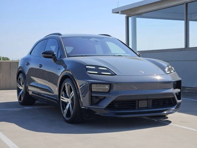 2025 Porsche Macan Electric Macan Turbo Electric