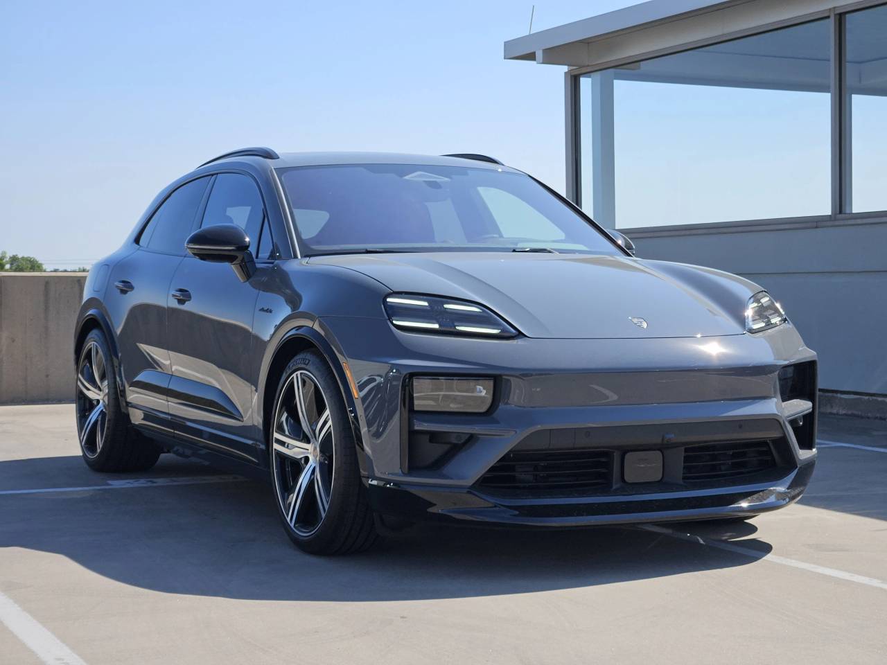 2025 Porsche Macan Electric Macan Turbo Electric